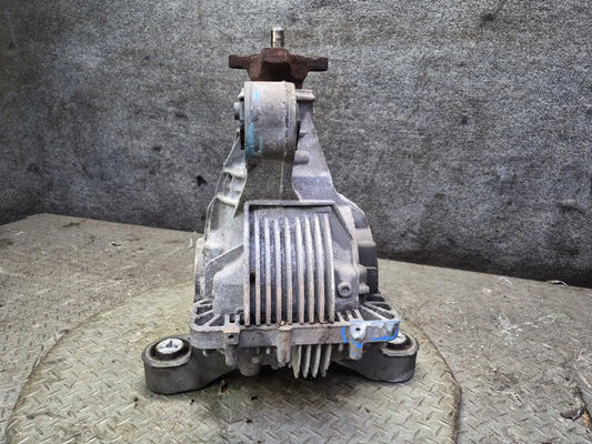 11-16 Porsche Panamera 4 970 3.6L Rear Differential Carrier 3.90 Ratio Damaged
