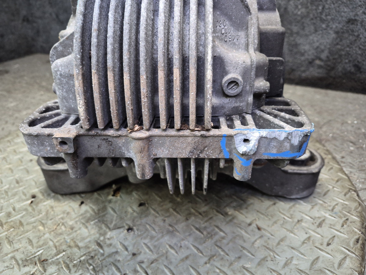 11-16 Porsche Panamera 4 970 3.6L Rear Differential Carrier 3.90 Ratio Damaged