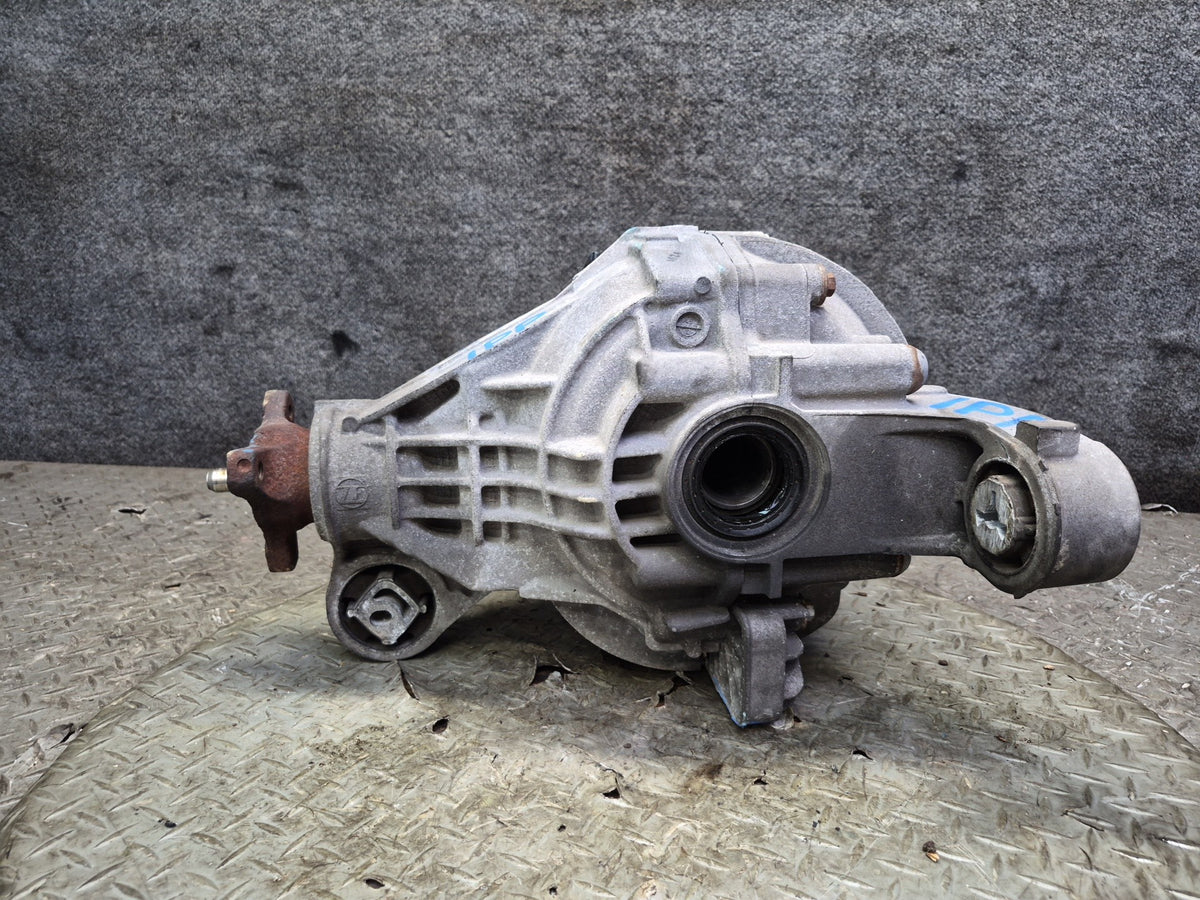 11-16 Porsche Panamera 4 970 3.6L Rear Differential Carrier 3.90 Ratio Damaged