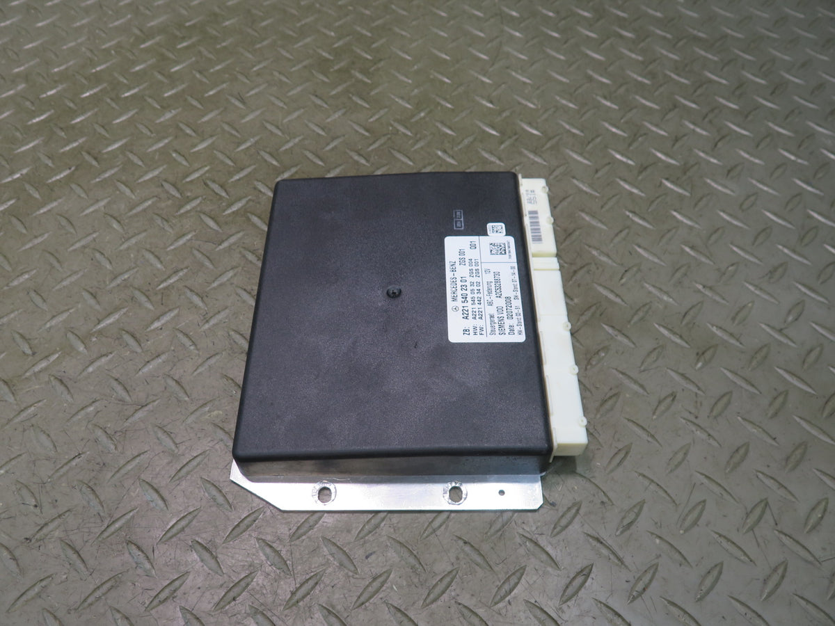 08-13 Mercedes W221 S63 AMG ABC Suspension Control Module 2215402301 OEM