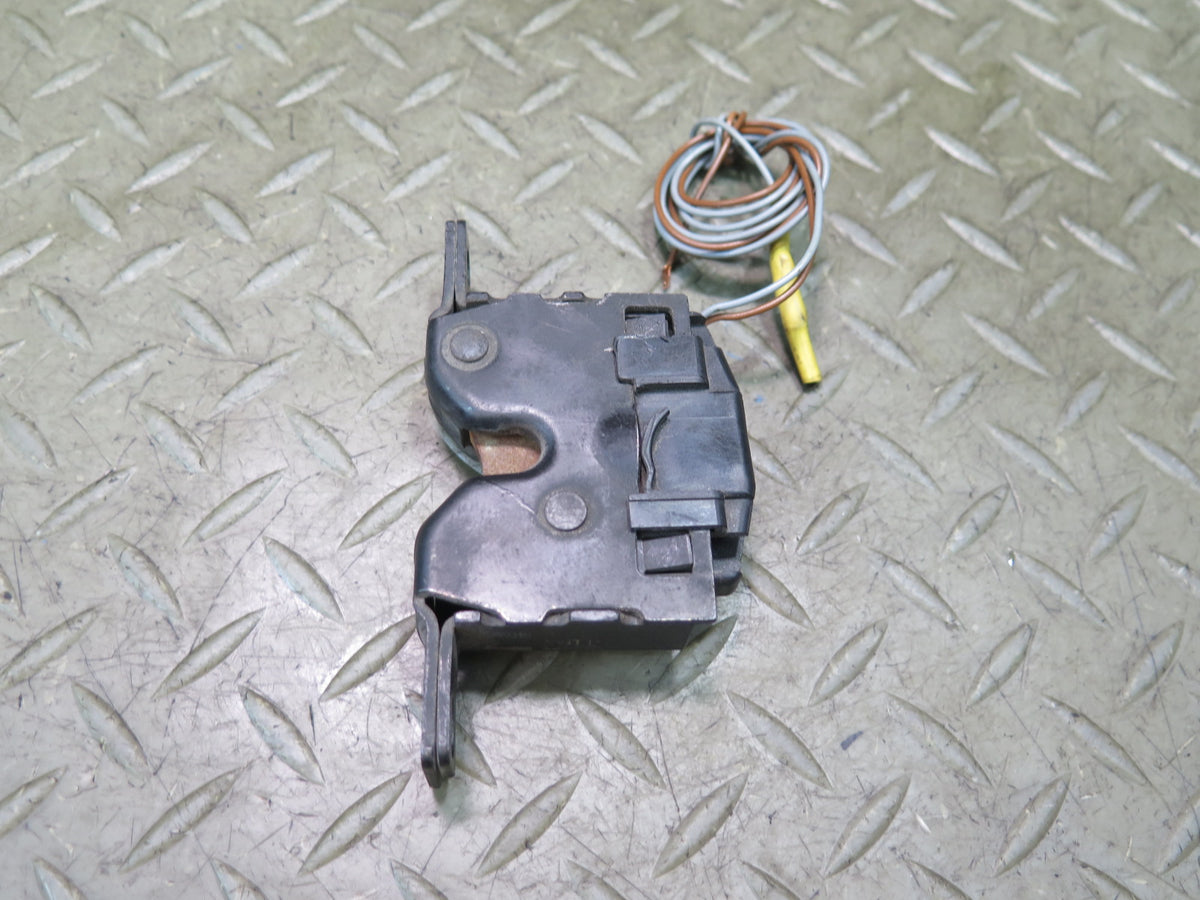 03-08 Mercedes R230 Sl-class Set of 2 Front Left & Right Hood Lock Latch OEM