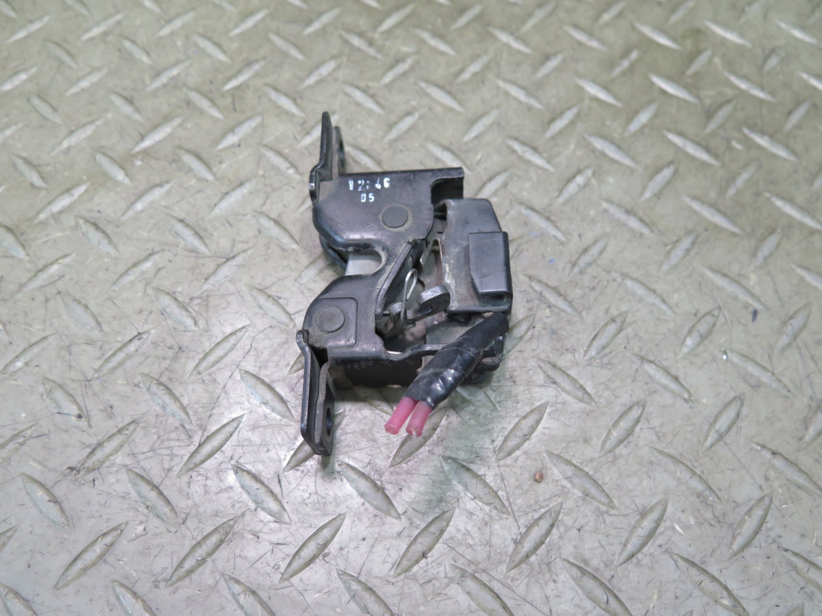 03-08 Mercedes R230 Sl-class Set of 2 Front Left & Right Hood Lock Latch OEM