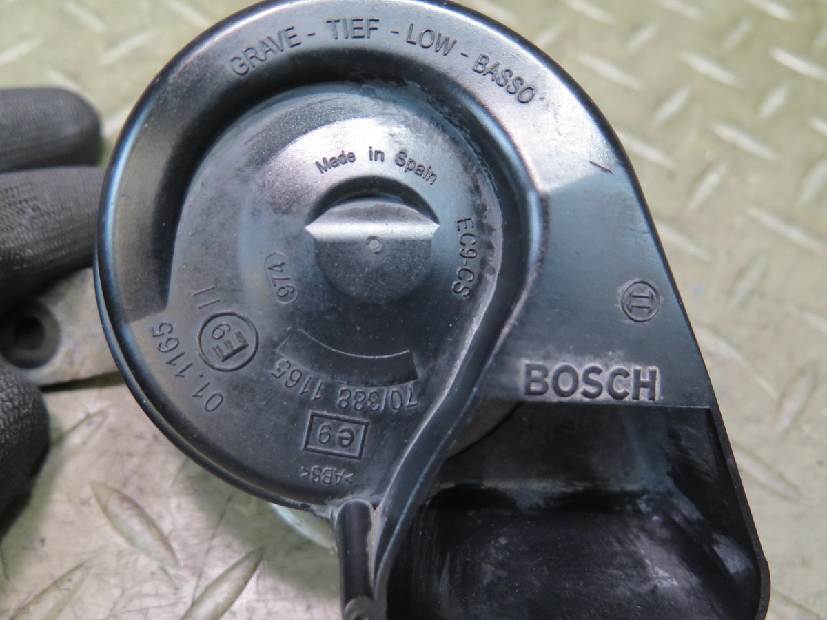 03-08 Mercedes R230 Sl-class Set of 2 High & Low Tone Note Horn Pitch Signal OEM