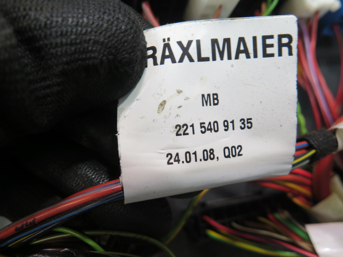 07-09 Mercedes W221 S-class Front Fuse Relay Box Module 2215405450 OEM