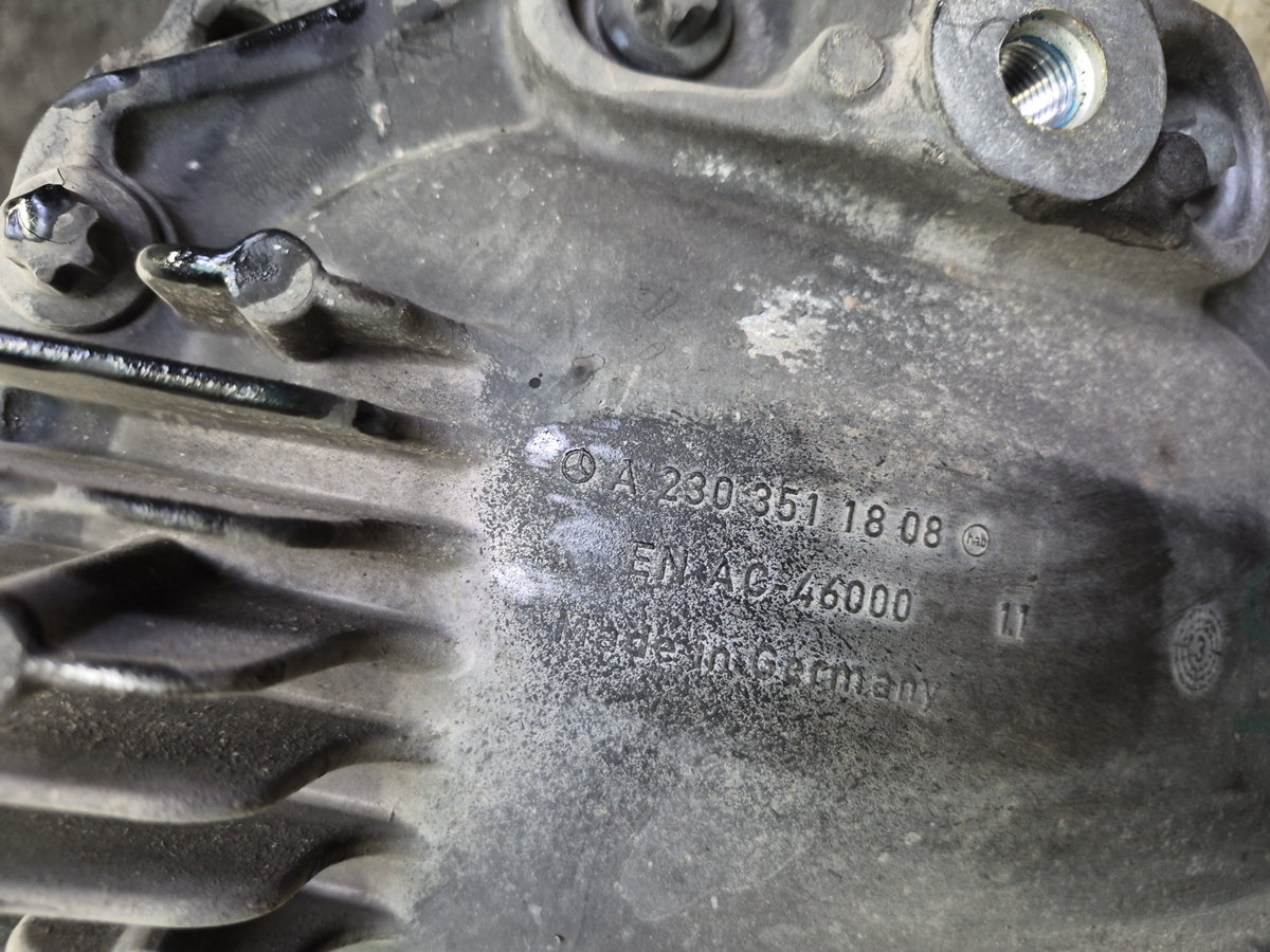 07-12 Mercedes R230 SL550 M273 Rear Differential Carrier 2.65 Ratio OEM