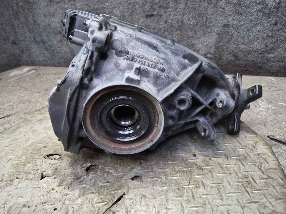 07-12 Mercedes R230 SL550 M273 Rear Differential Carrier 2.65 Ratio OEM