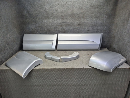 05-06 Dodge RAM SRT10 Crew CAB Right Side Fender Door Quarter Trim Molding Set