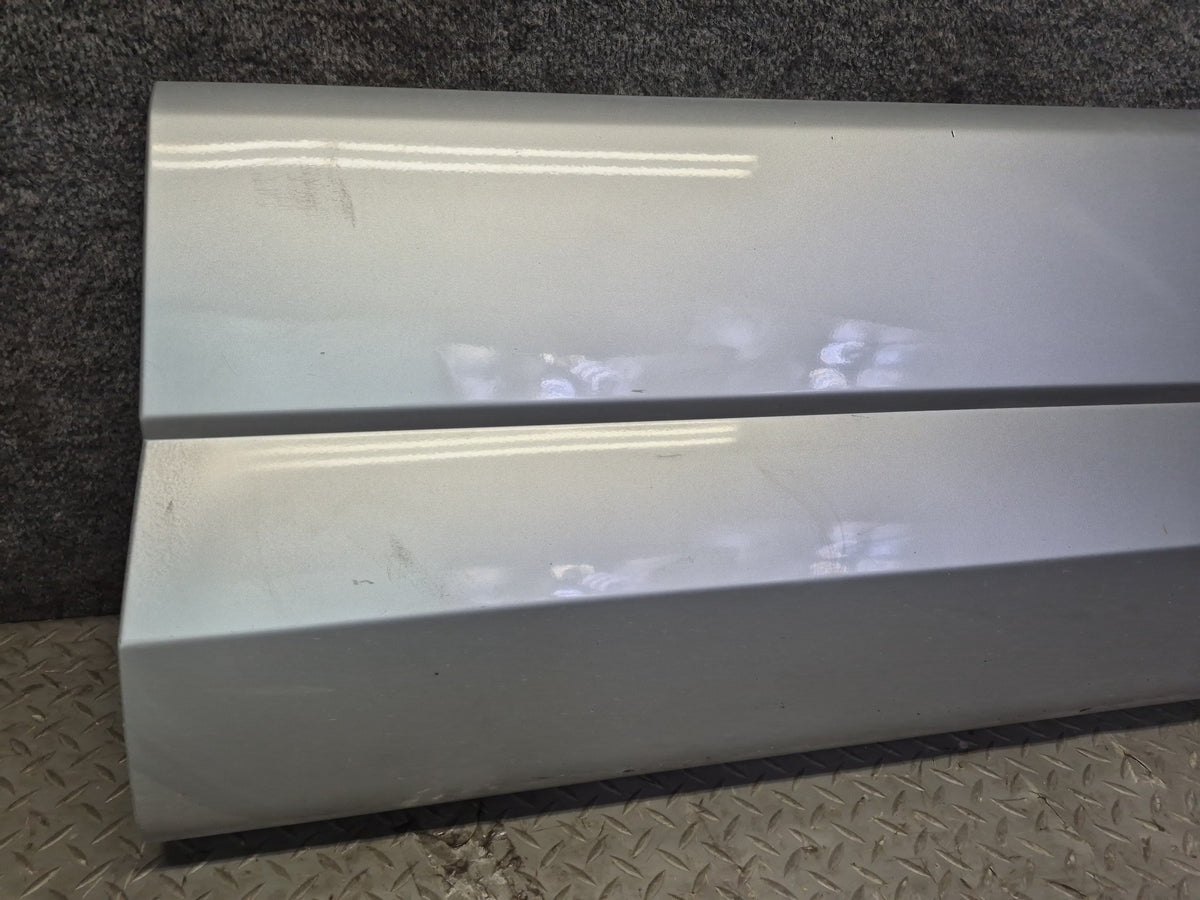 05-06 Dodge RAM SRT10 Crew CAB Right Side Fender Door Quarter Trim Molding Set