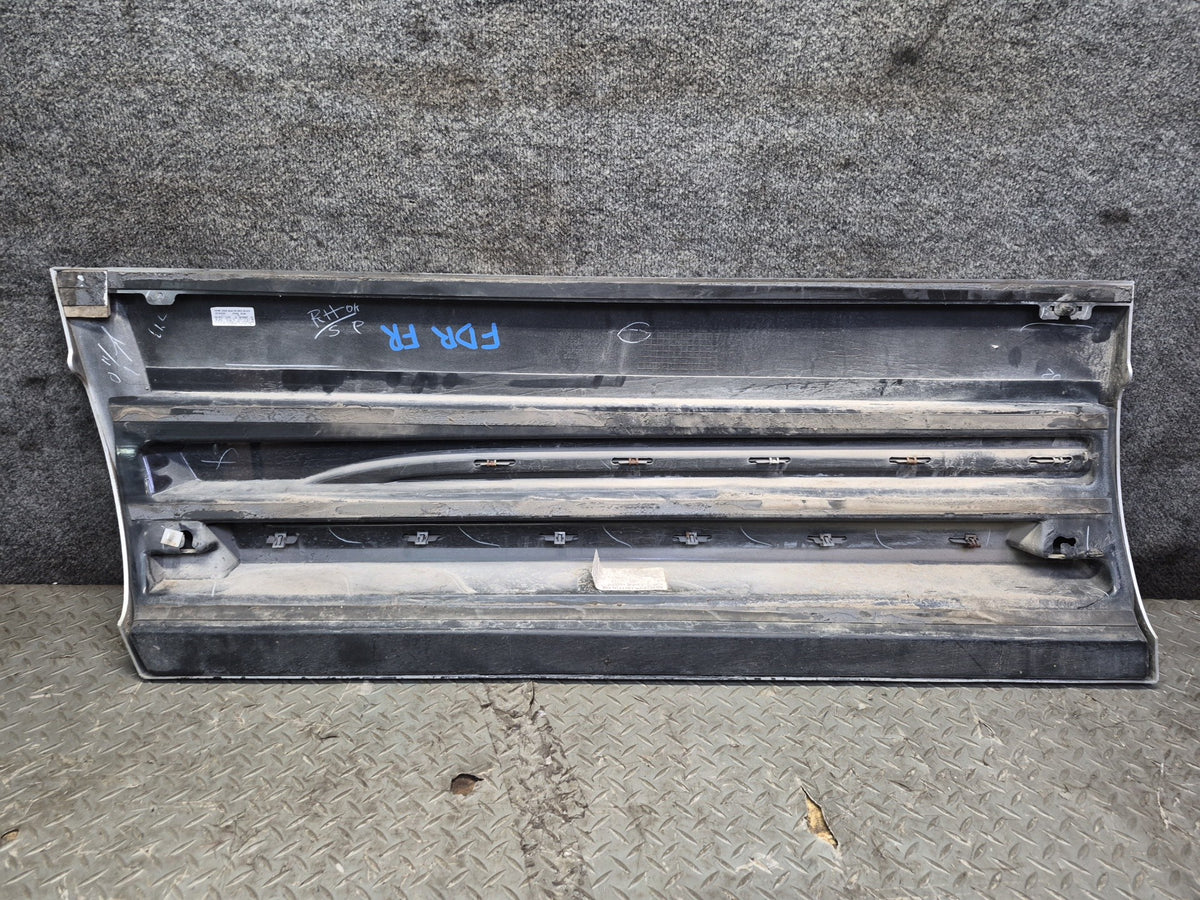 05-06 Dodge RAM SRT10 Crew CAB Right Side Fender Door Quarter Trim Molding Set