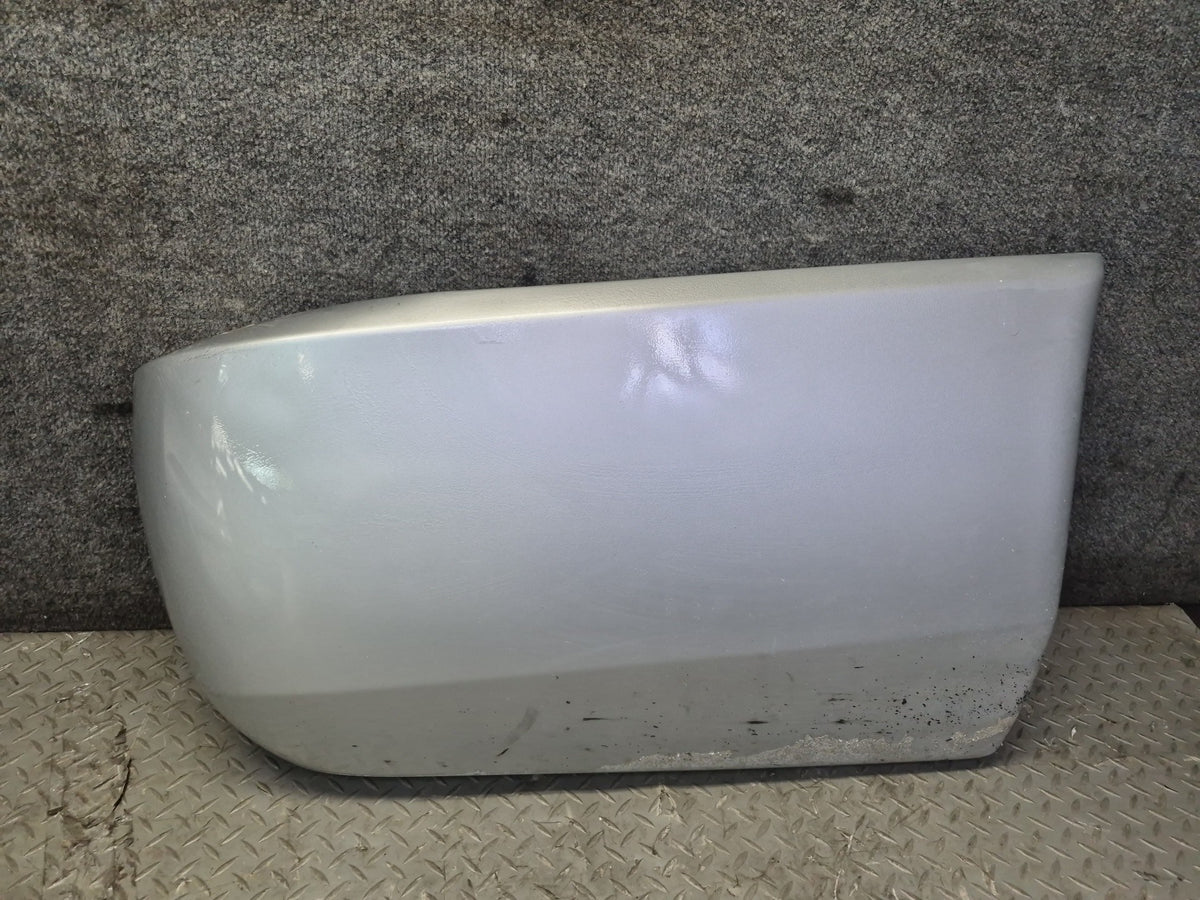 05-06 Dodge RAM SRT10 Crew CAB Right Side Fender Door Quarter Trim Molding Set