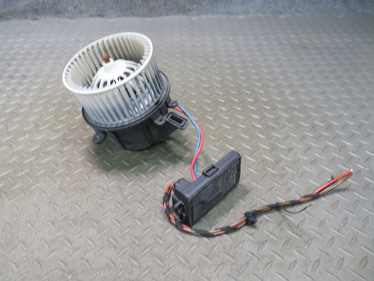 10-16 Porsche Panamera 970 A/C Heater Blower Motor Fan W/ Resistor & Regulator