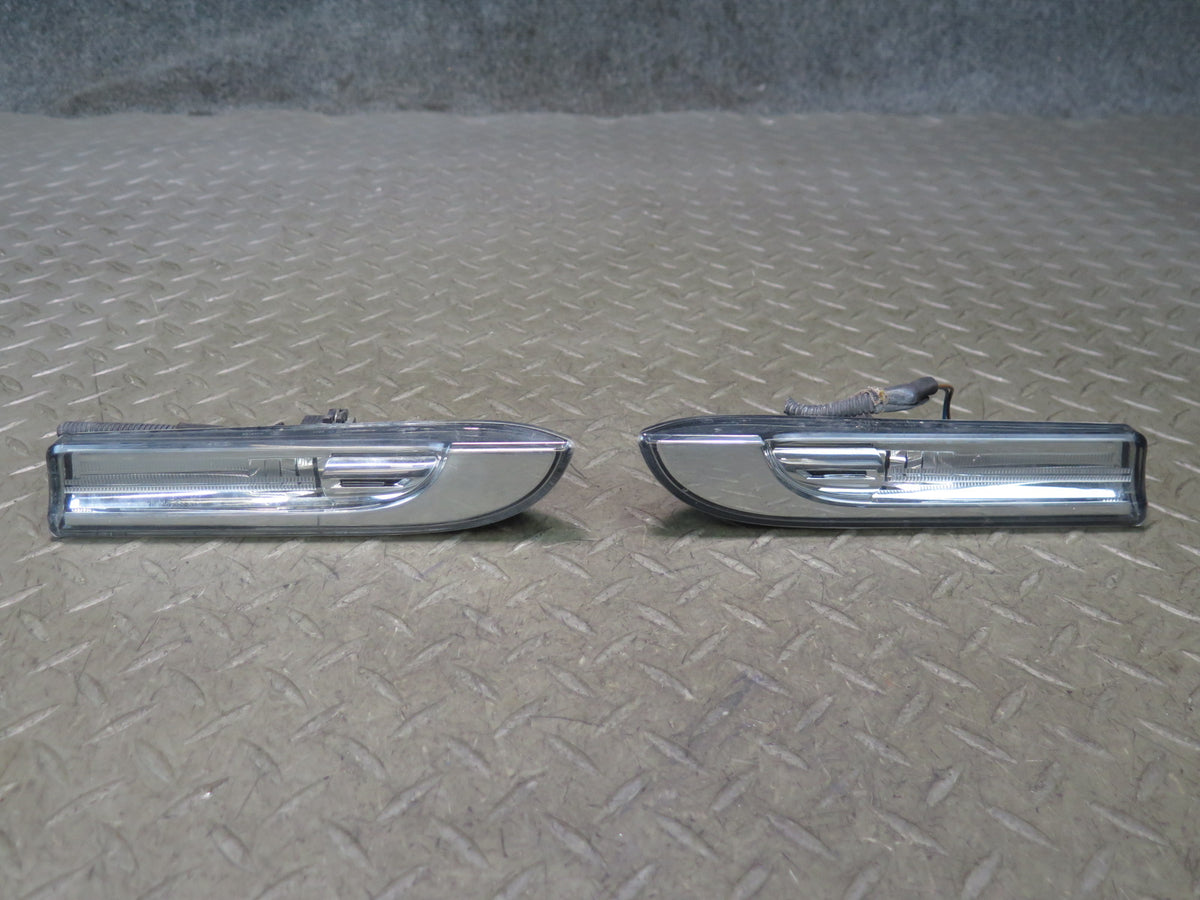 10-13 Porsche Panamera 970 Front Left Right Fender Marker Turn Signal Light Set