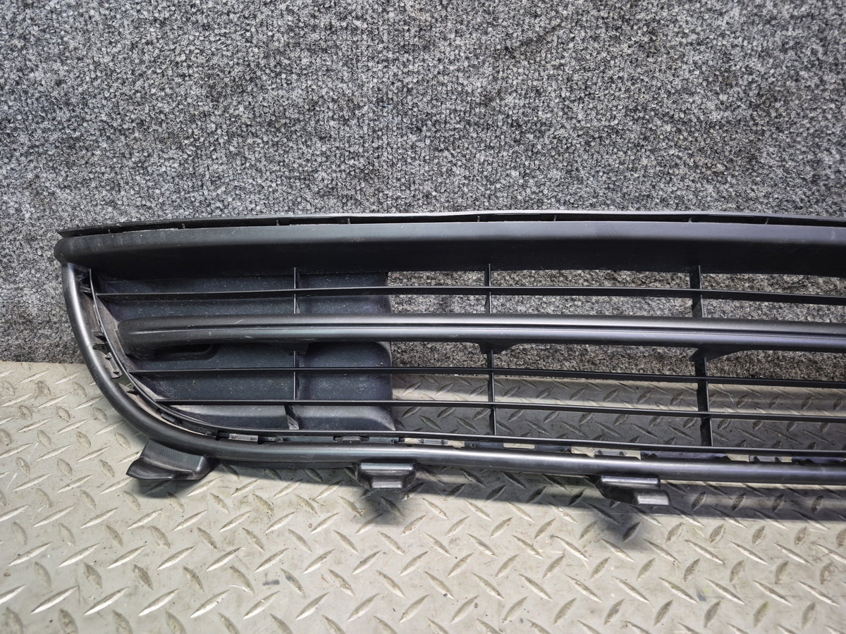 2010-2013 Porsche Panamera 970 Front Lower Center Bumper Grille