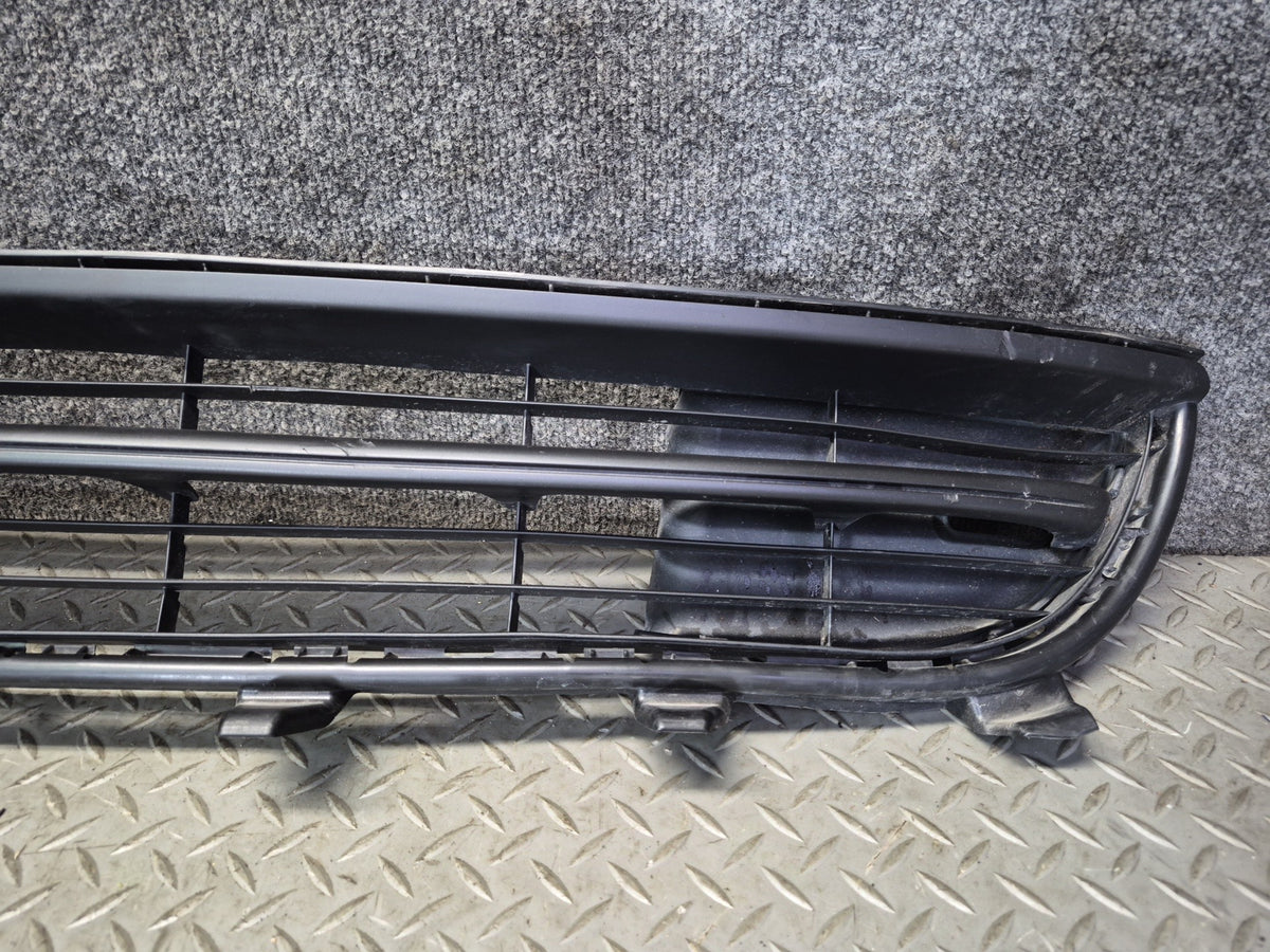 2010-2013 Porsche Panamera 970 Front Lower Center Bumper Grille