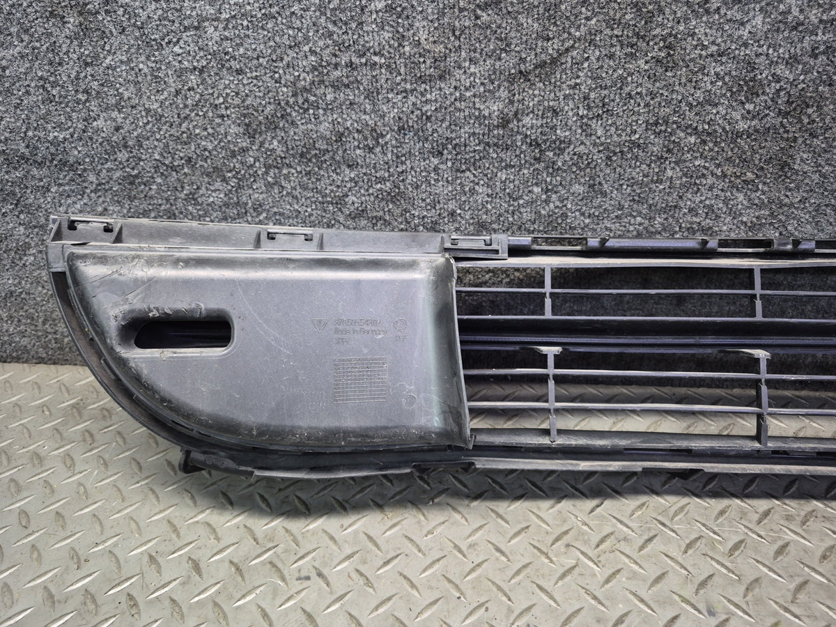 2010-2013 Porsche Panamera 970 Front Lower Center Bumper Grille