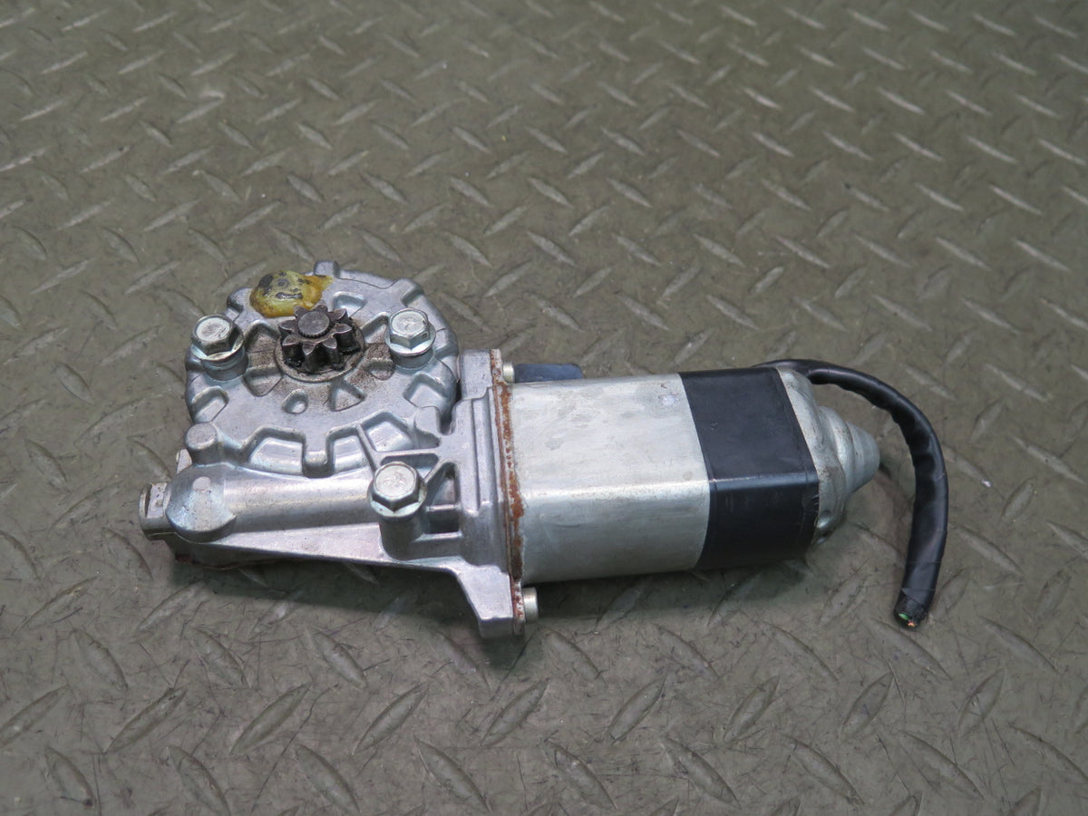 86-89 Mercedes R107 560SL Front Right Passenger Door Window Regulator Motor OEM