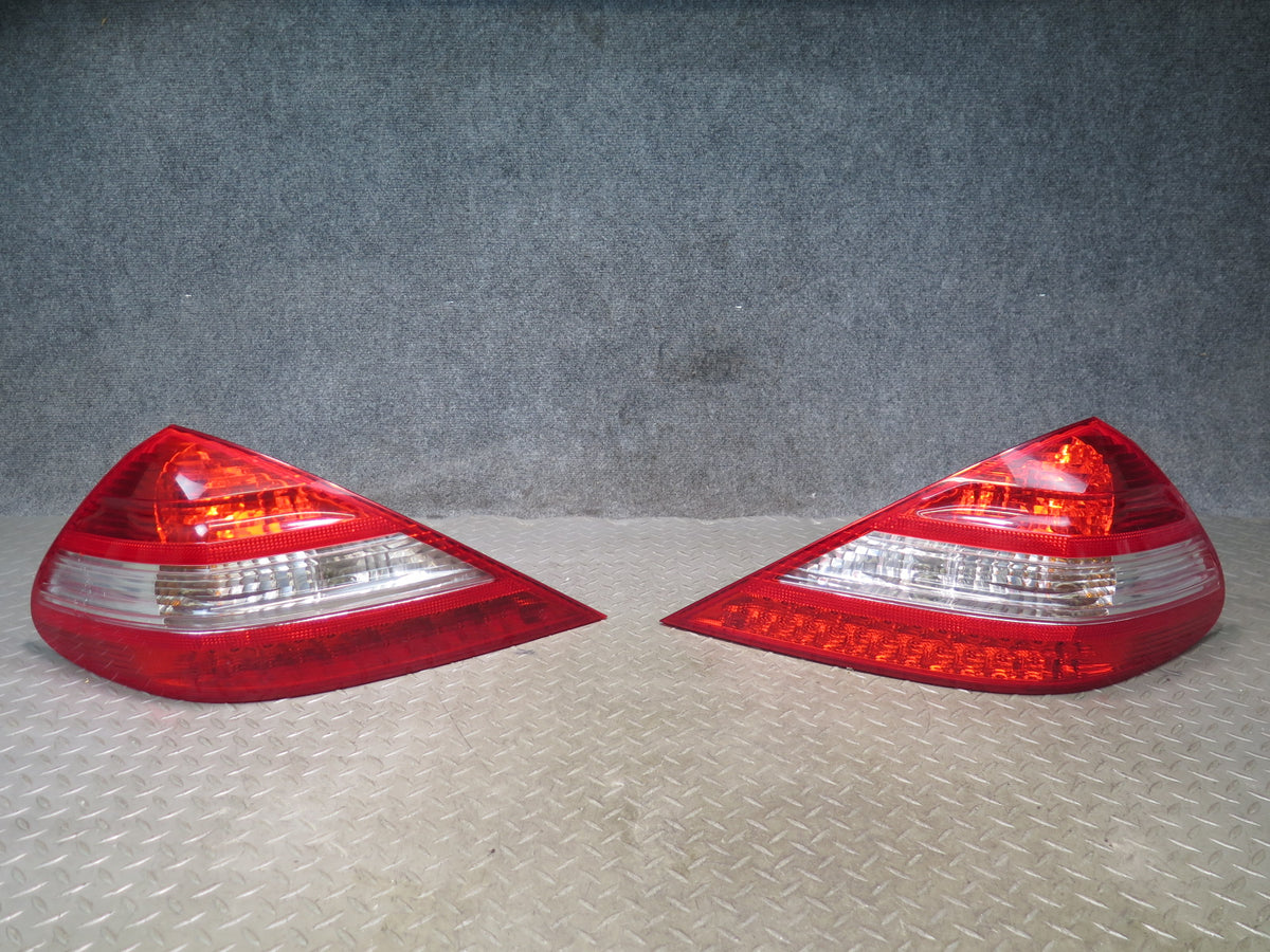 07-08 Mercedes R230 Sl-class Set of 2 Rear Left & Right Tail Light Lamp OEM