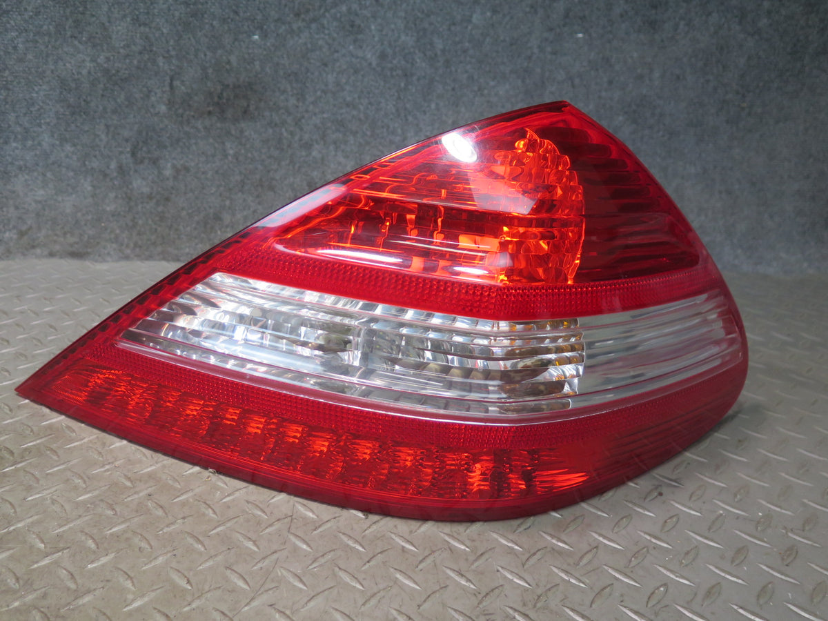 07-08 Mercedes R230 Sl-class Set of 2 Rear Left & Right Tail Light Lamp OEM