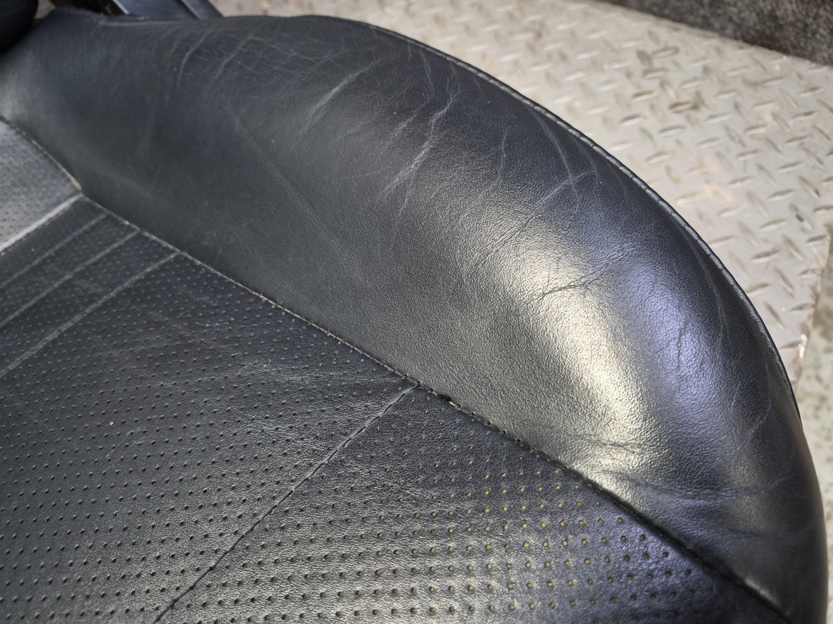 03-05 Toyota MR2 Spyder Set of 2 Front Left & Right Leather Seat Damaged