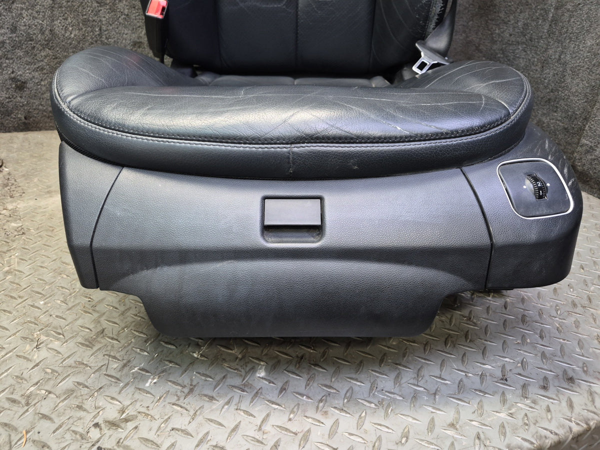 07-08 Mercedes R230 SL550 Set of 2 Front Left & Right Leather Seat Black Dmgd