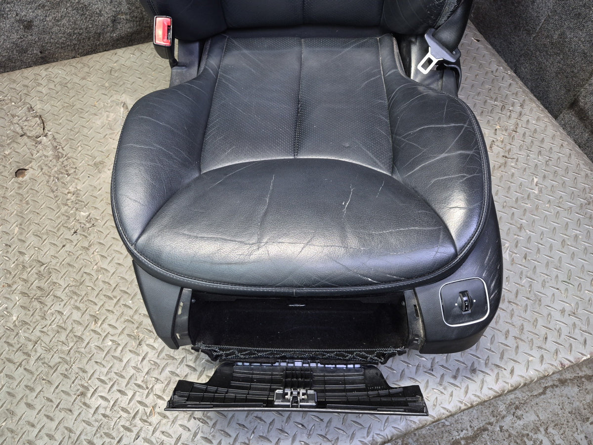 07-08 Mercedes R230 SL550 Set of 2 Front Left & Right Leather Seat Black Dmgd
