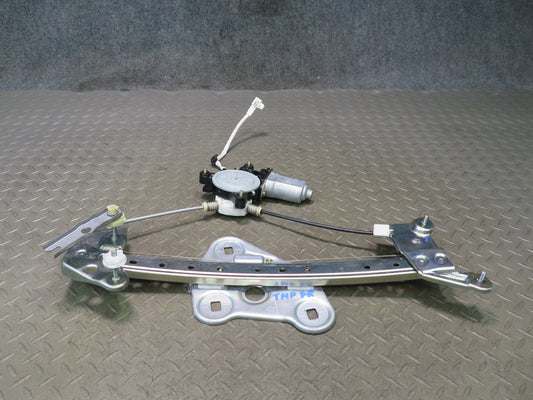 00-05 Toyota MR2 Spyder ZZW30L Right Door Window Regulator w Motor OEM