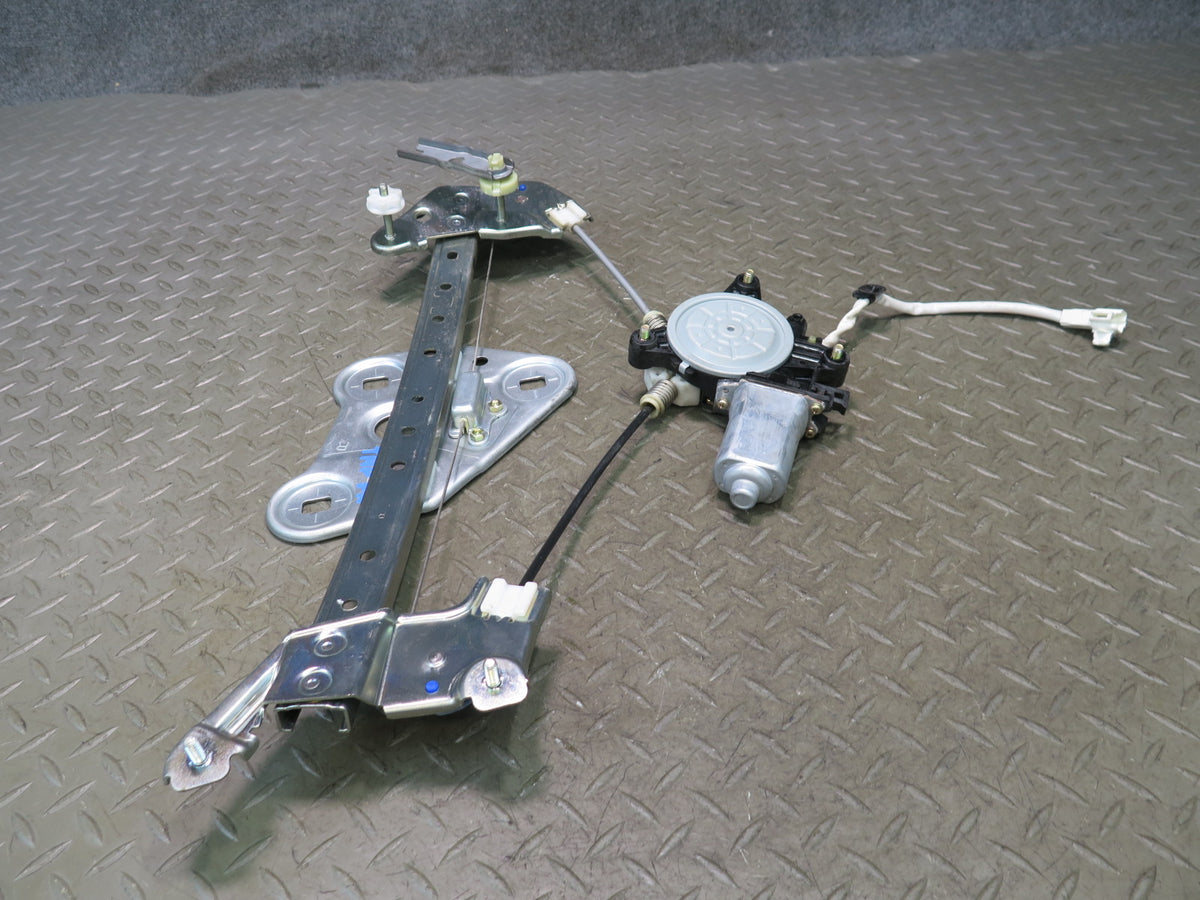 00-05 Toyota MR2 Spyder ZZW30L Right Door Window Regulator w Motor OEM