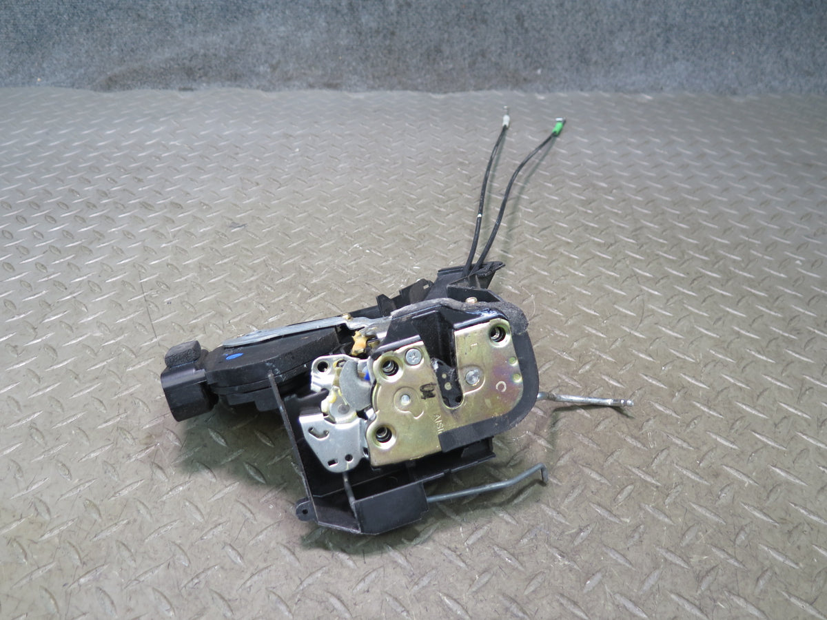 00-05 Toyota MR2 Spyder ZZW30L Right Door Lock Latch Actuator OEM