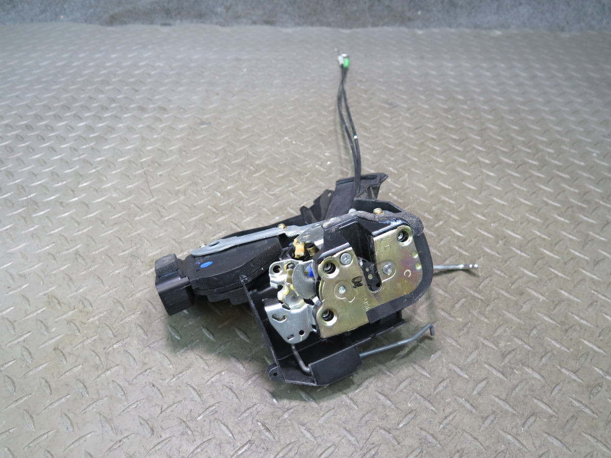 00-05 Toyota MR2 Spyder ZZW30L Right Door Lock Latch Actuator OEM