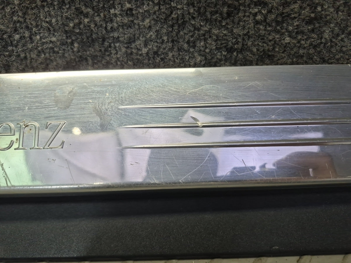 07-12 Mercedes R230 SL Set of 2 Outer Door Scuff Step Sill Plate Trim Cover OEM