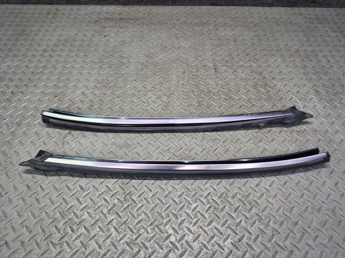 03-12 Mercedes R230 SL Front Windshield Weatherstrip Rubber Seal Molding Set OEM