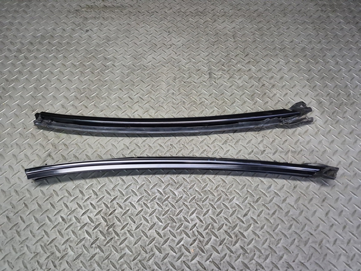 03-12 Mercedes R230 SL Front Windshield Weatherstrip Rubber Seal Molding Set OEM