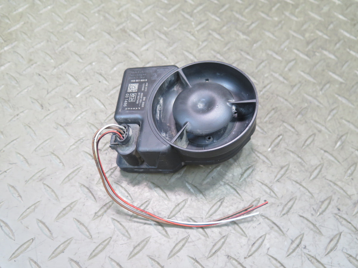2015-2018 Porsche Macan Anti Theft Alarm Horn Siren Signal Module Unit