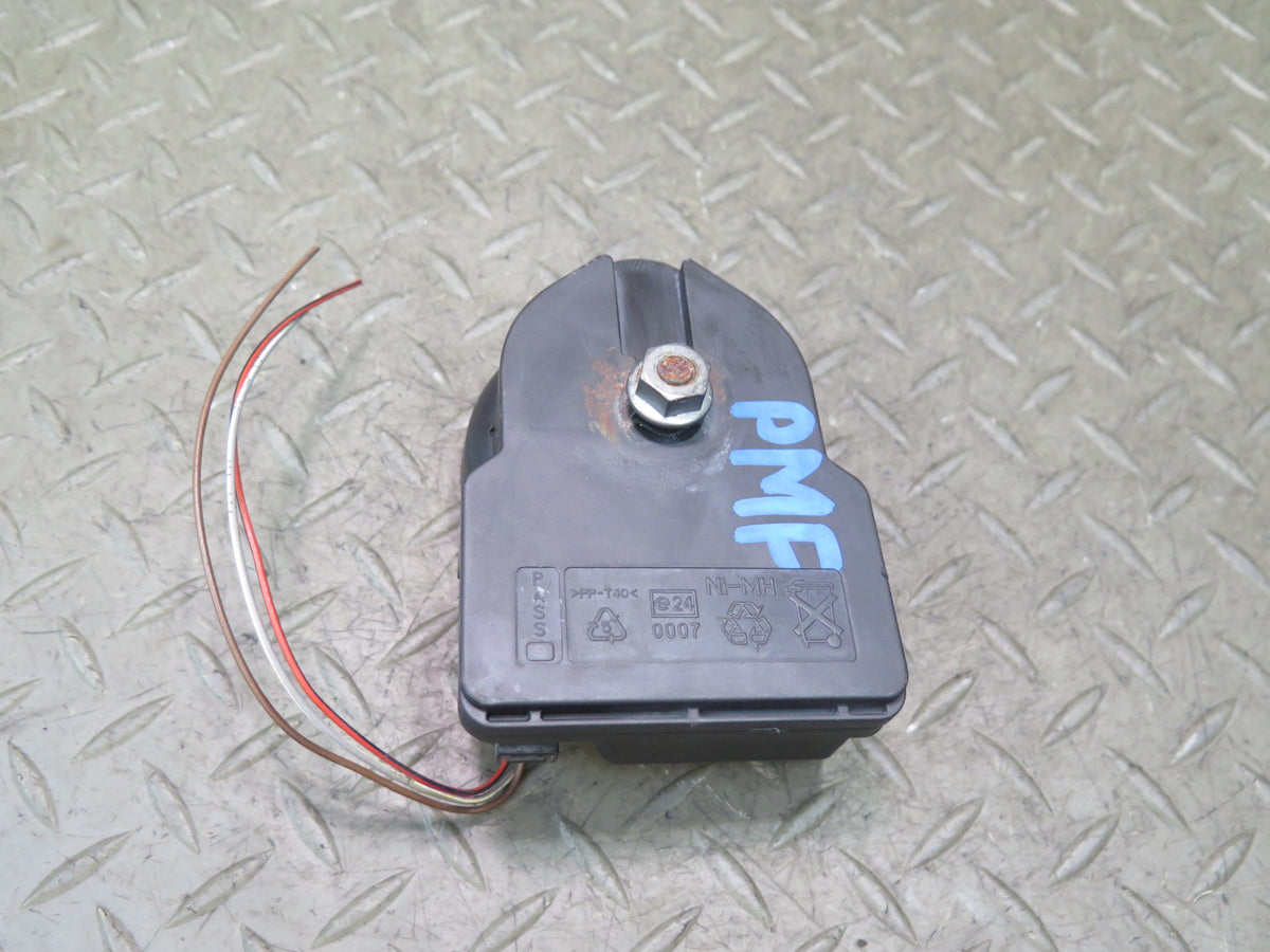 2015-2018 Porsche Macan Anti Theft Alarm Horn Siren Signal Module Unit
