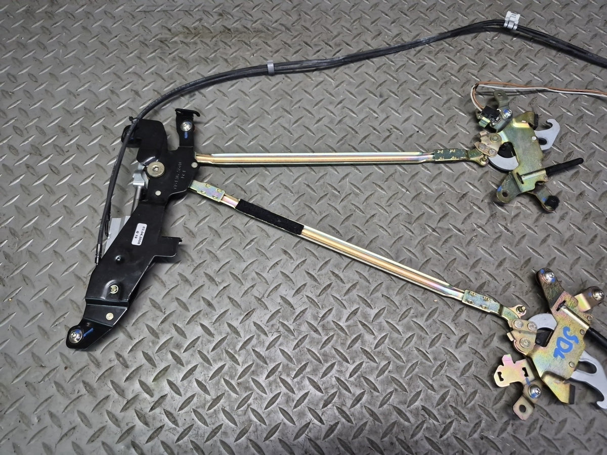 03-12 Mercedes R230 Sl-class Convertible Front TOP Roof Lock Latch w Lines OEM