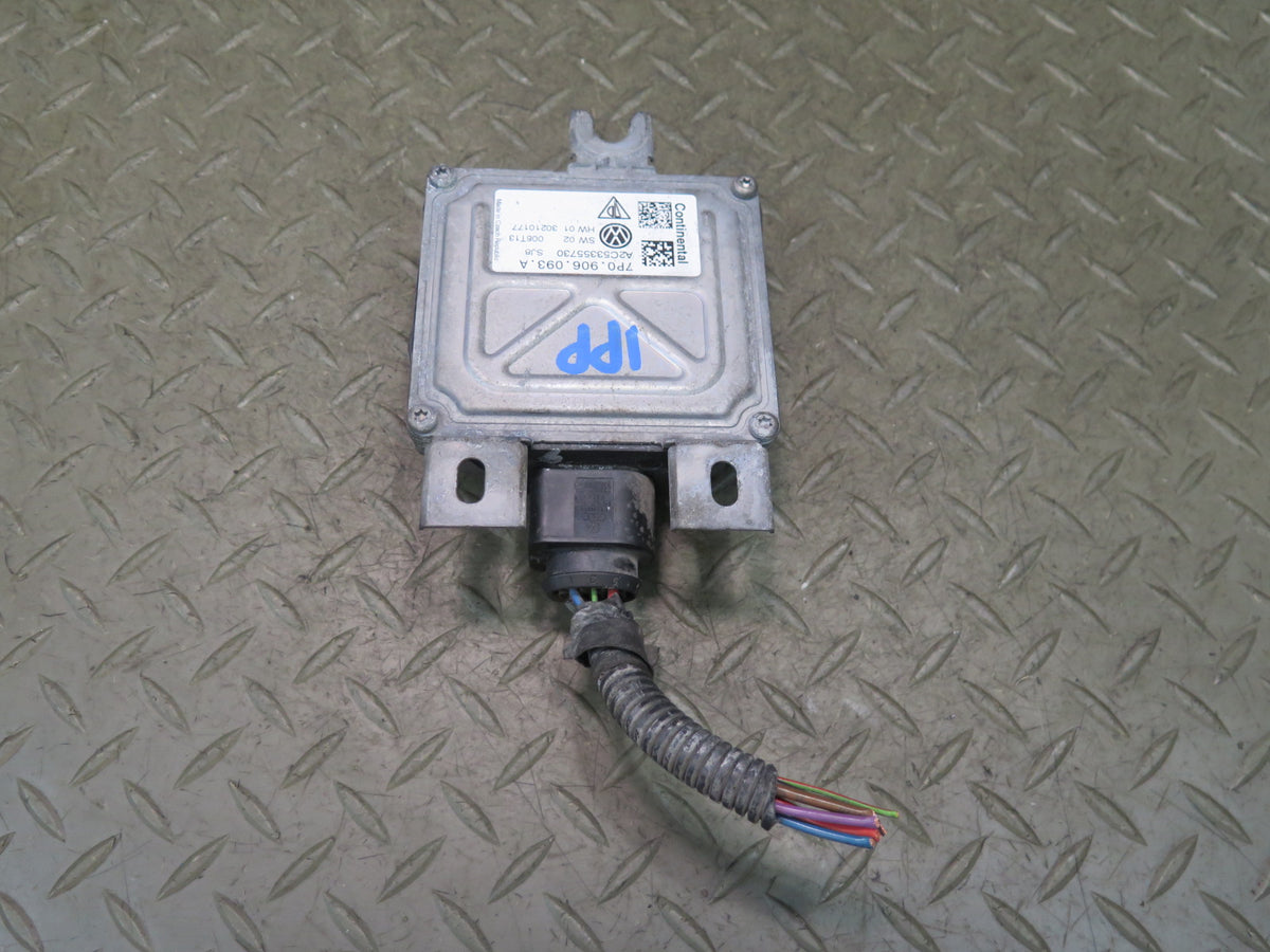 2010-2016 Porsche Panamera 970 Fuel Gas Pump Control Module Unit