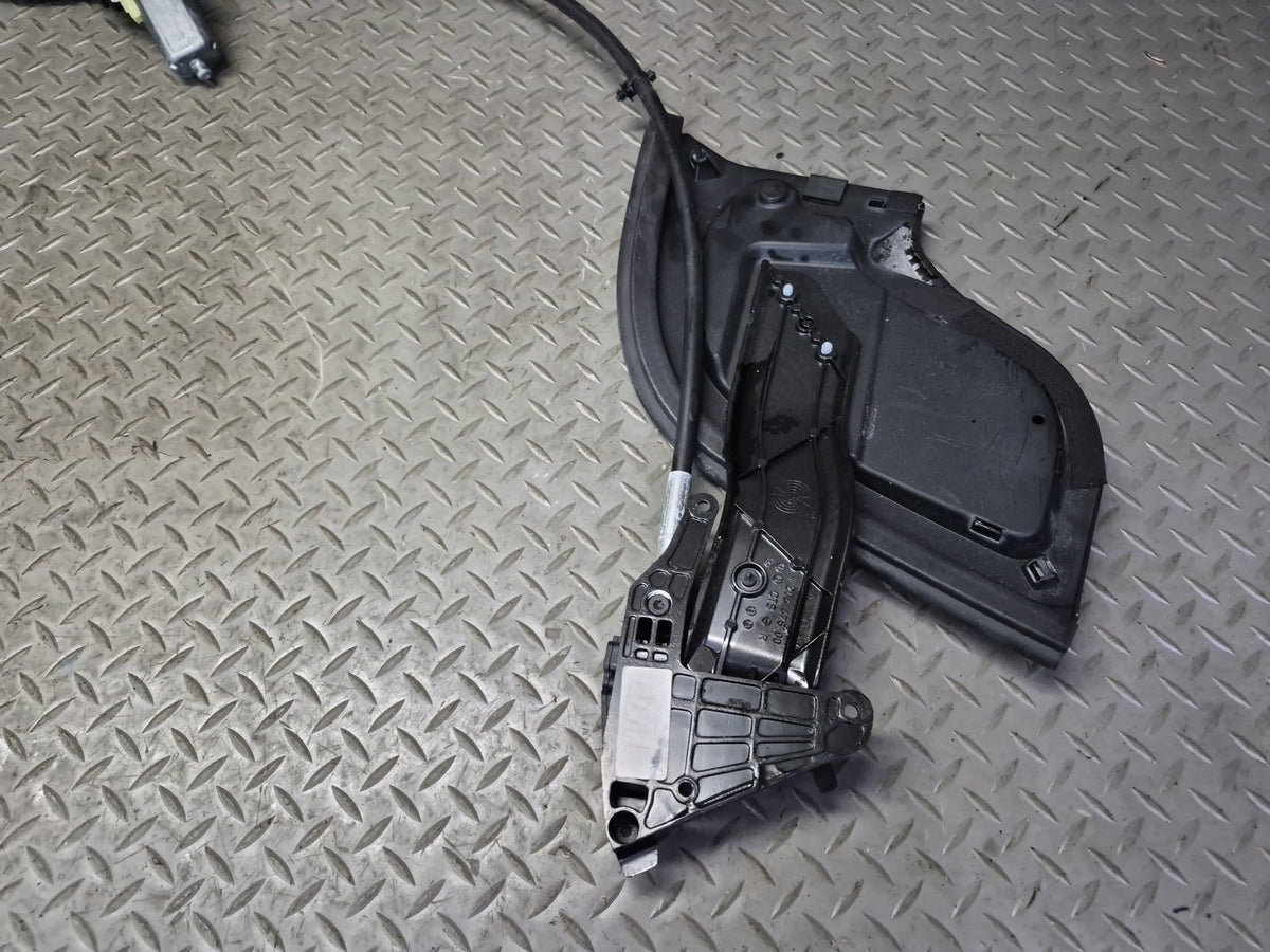 07-12 Mercedes R230 Sl-class Convertible TOP Roof Rear Flap Motor Assembly OEM