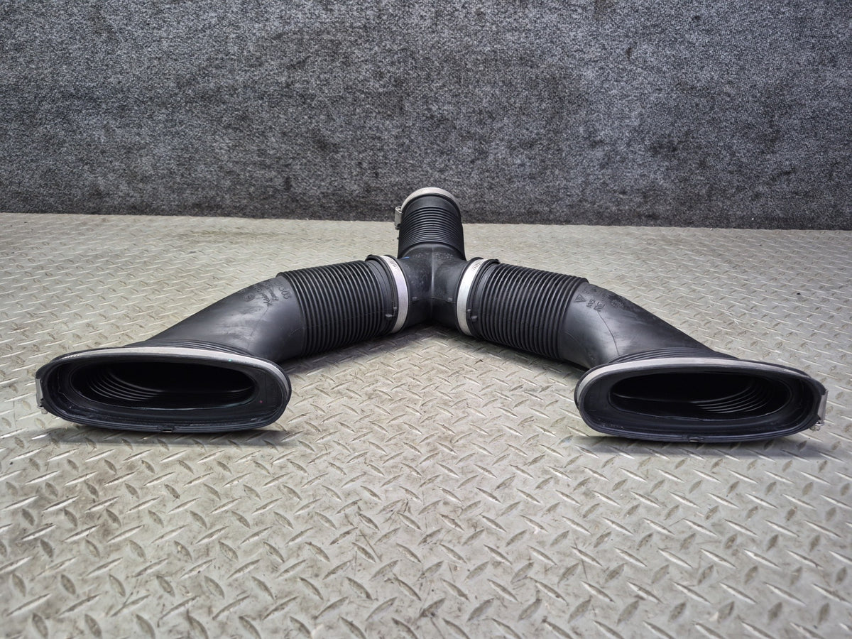 2010-2016 Porsche Panamera 970 3.6L M46.40 Engine Air Intake Duct Tube Hose Pipe