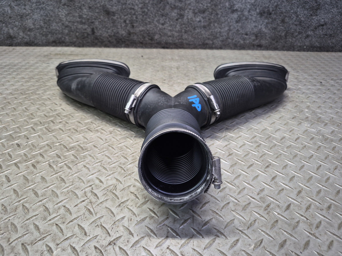 2010-2016 Porsche Panamera 970 3.6L M46.40 Engine Air Intake Duct Tube Hose Pipe