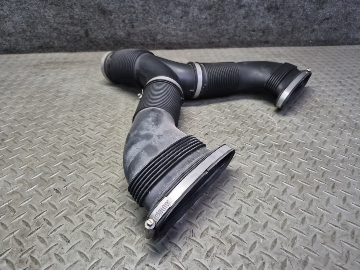 2010-2016 Porsche Panamera 970 3.6L M46.40 Engine Air Intake Duct Tube Hose Pipe