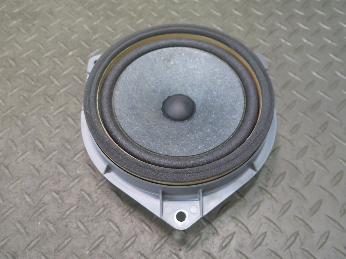 00-05 Toyota MR2 Spyder Set of 2 Left & Right Door Speaker 86160-22860 OEM