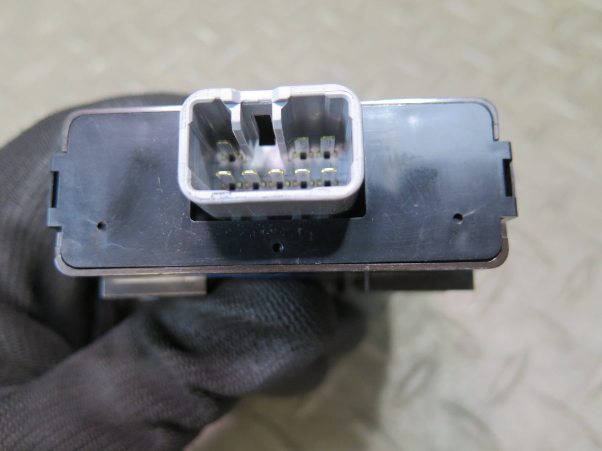 00-05 Toyota MR2 Spyder ZZW30L Antenna Relay Control Module 85914-17010 OEM