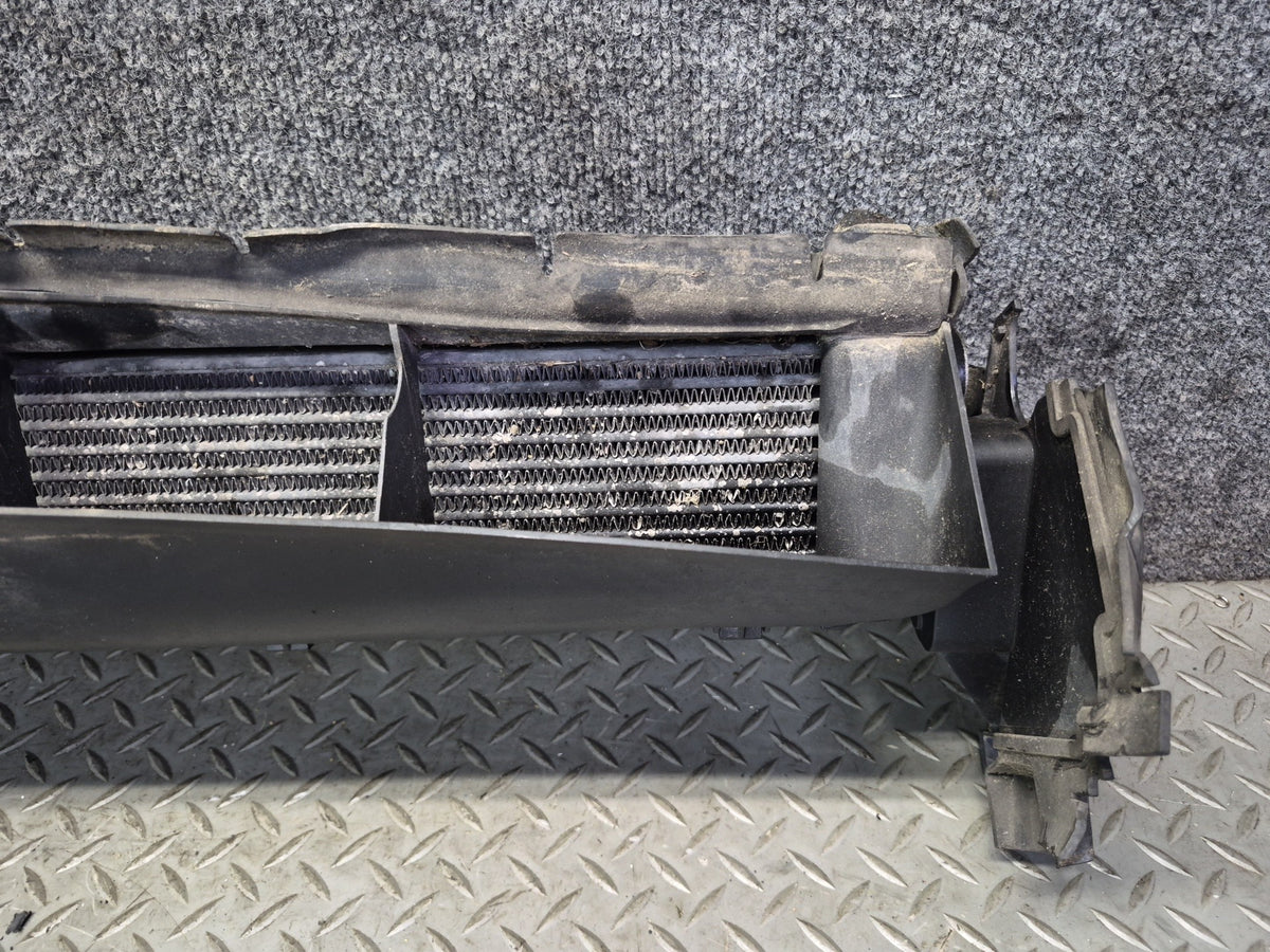 08-09 Mercedes W221 S63 AMG Engine Oil Cooler Radiator w Shroud 2095000100 OEM