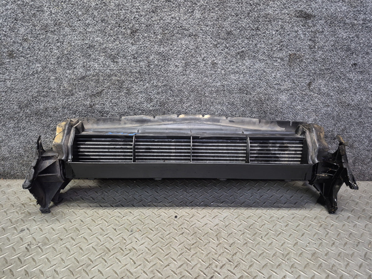 08-09 Mercedes W221 S63 AMG Engine Oil Cooler Radiator w Shroud 2095000100 OEM