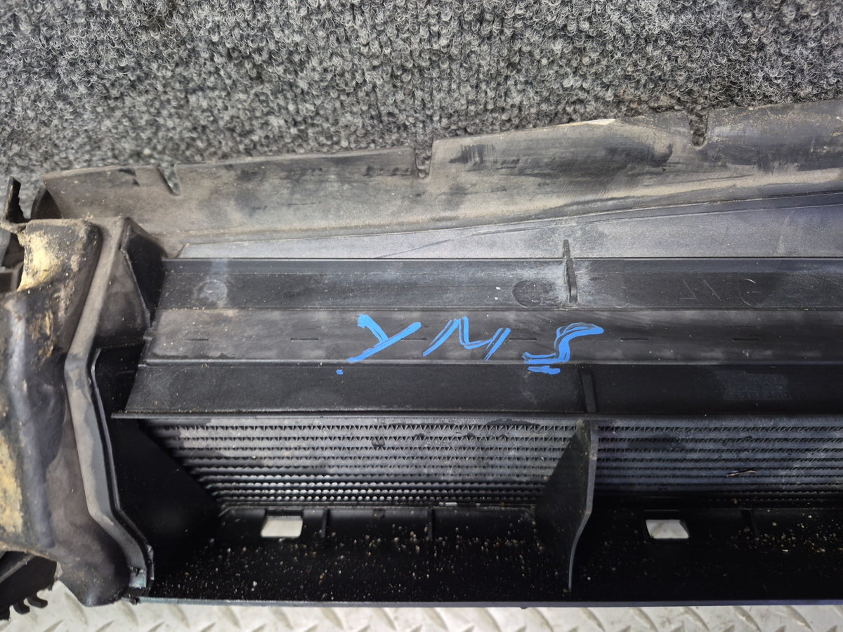 08-09 Mercedes W221 S63 AMG Engine Oil Cooler Radiator w Shroud 2095000100 OEM