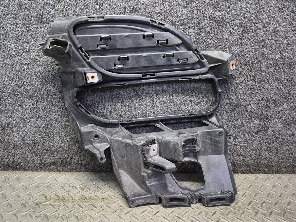 2010-2013 Porsche Panamera 970 Front Right Left Grille Retainer Frame Bumper Set