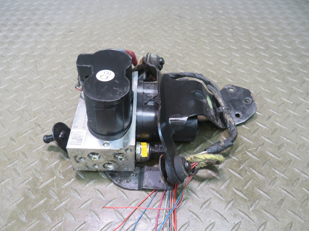 07-13 Mercedes W221 S-class Rear ABC Hydraulic Valve Block Pump OEM
