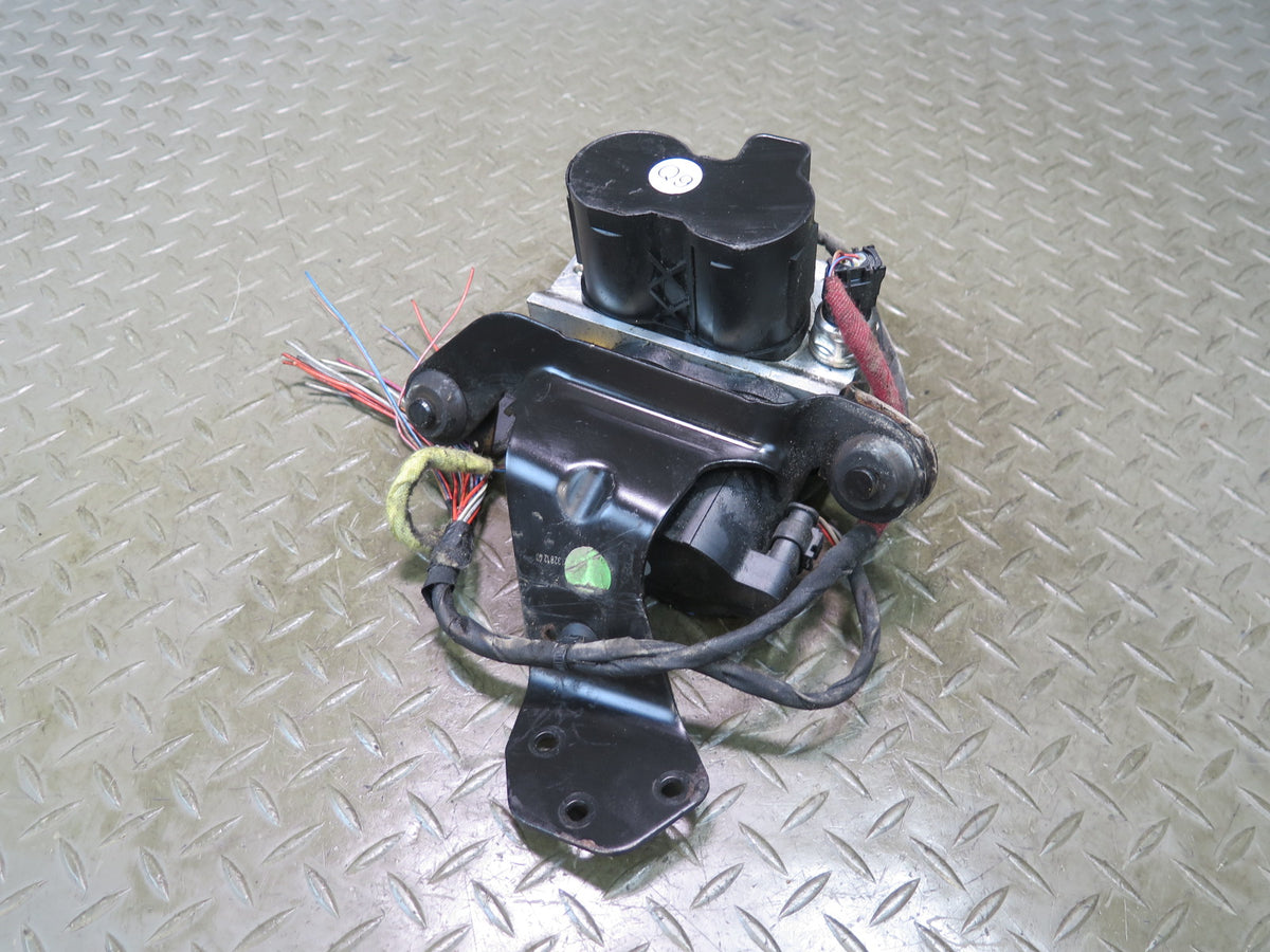 07-13 Mercedes W221 S-class Rear ABC Hydraulic Valve Block Pump OEM