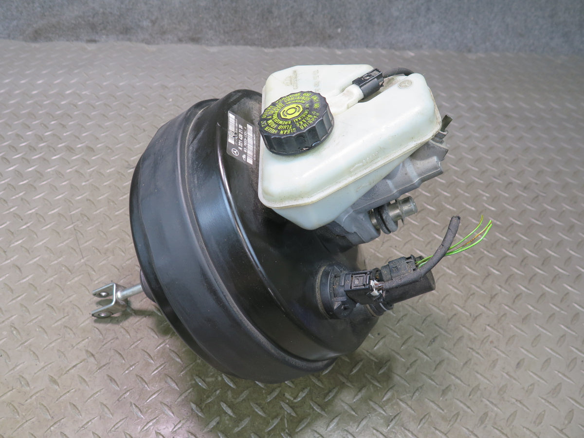 07-13 Mercedes W221 S63 AMG Brake Master Cylinder Booster Fluid Reservoir OEM