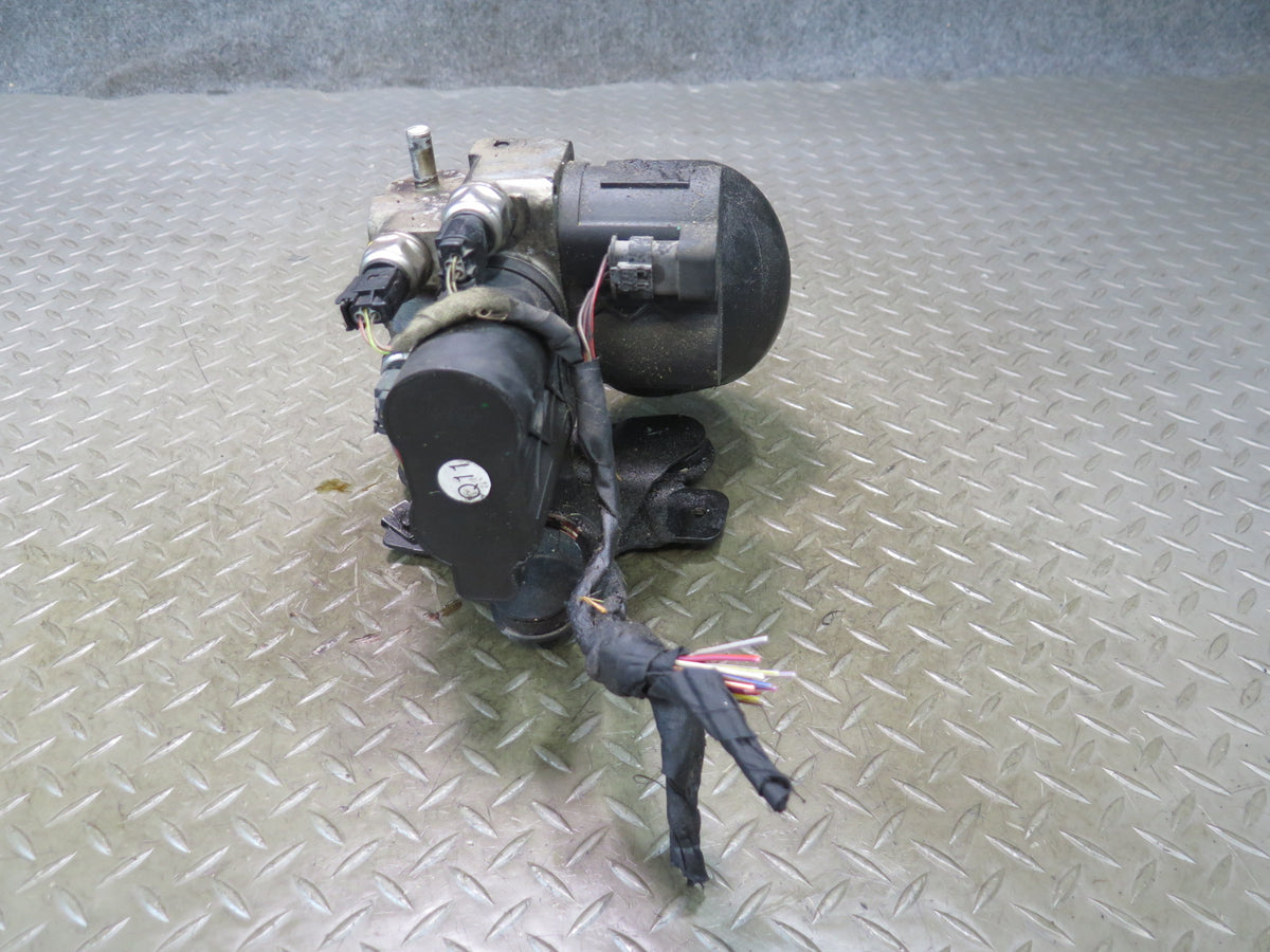 07-13 Mercedes W221 S-class Front ABC Hydraulic Suspension Valve Block Pump OEM